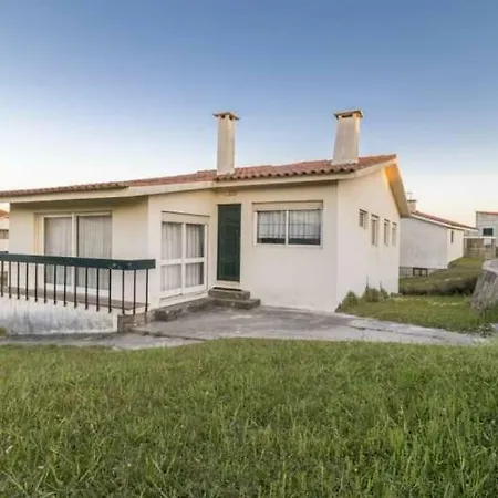 Casa Da Claraboia Ferienhaus Esposende